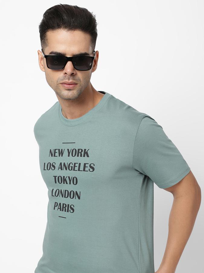 R&B Men Green T-Shirts image number 0