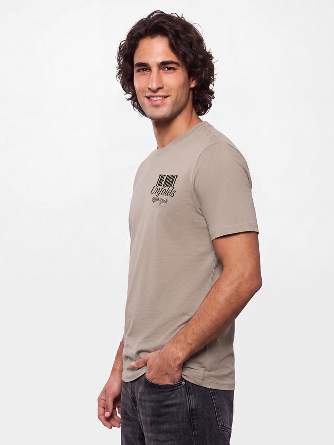 R&B Men Sand Brown Typographic Print Short Sleeves Pure Cotton Tshirt