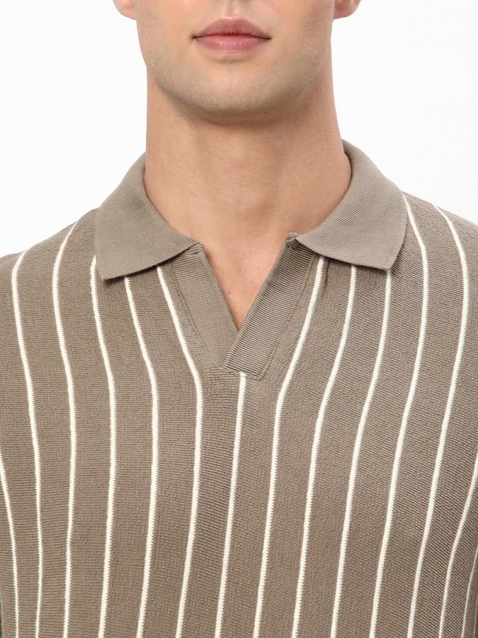 R&B Men's Fashion Textured Polo image number 3