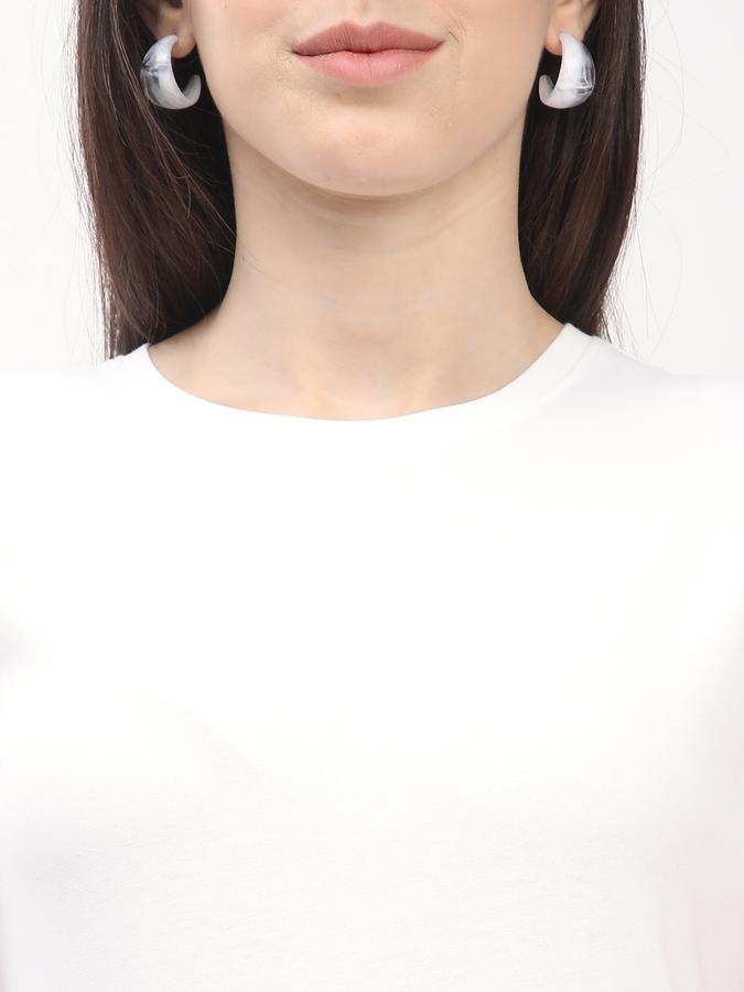 R&B WOMEN'S ROUND NECK TEE image number 3