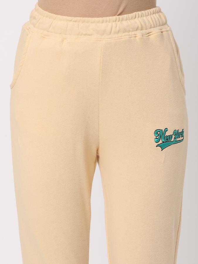 Women Typographic Print Straight Joggers image number 3