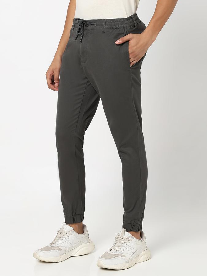 Men Solid Casual Trousers image number 2