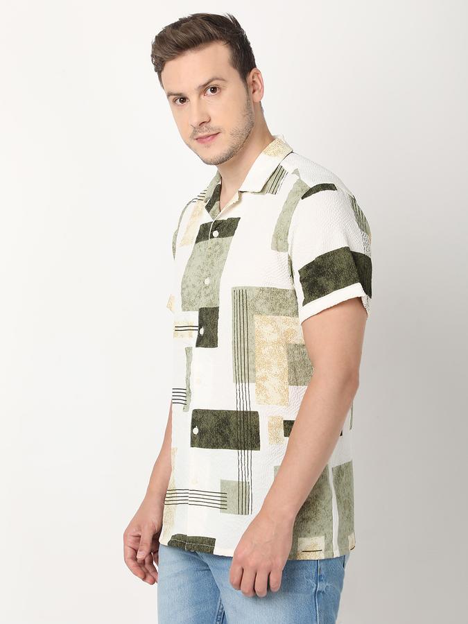Men Relaxed Fit Spread-Collar Shirt image number 1