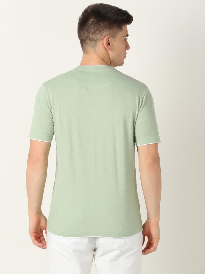 Men Regular Fit Crew-Neck T-Shirt image number 3