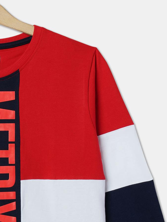 Boys Colourblock Regular Fit Sweatshirt image number 2