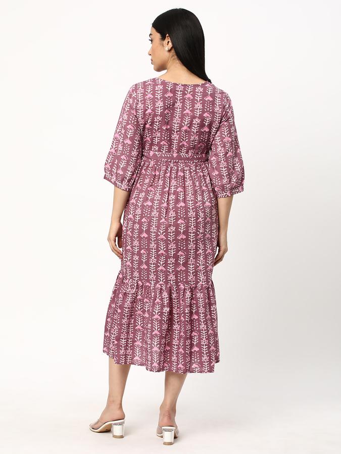 R&B Women Red Kurtas image number 2