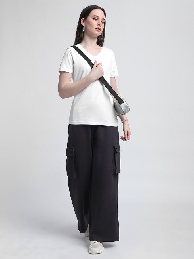 Women Cotton Blend Regular Fit V-Neck Solid T-shirt