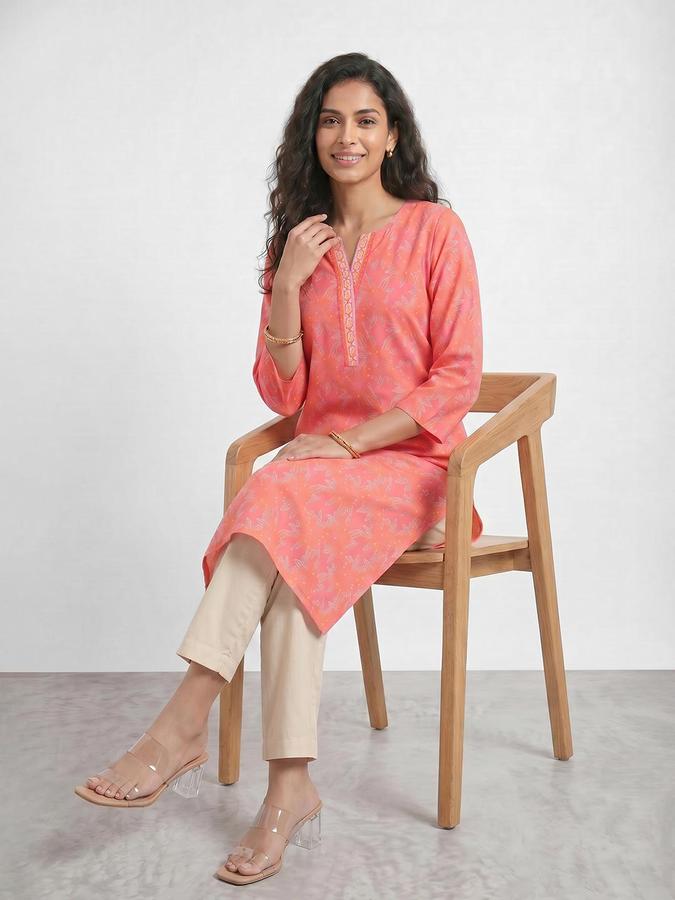 R&B Women PINK Printed V-Neck Three-Quarter Sleeves Calf Length Straight Kurta 