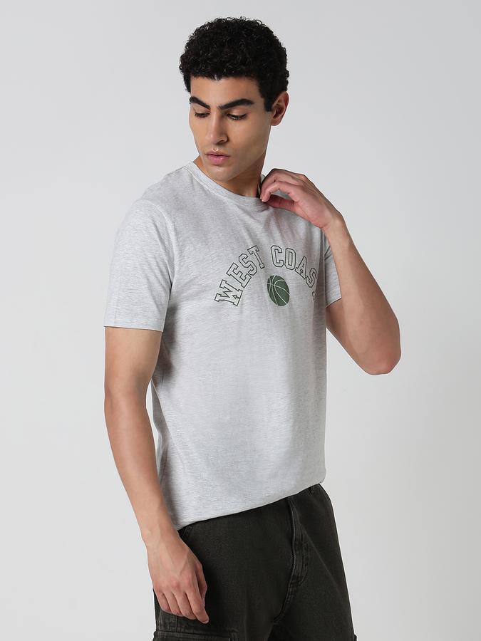 Printed Men Round Neck T-Shirt image number 3