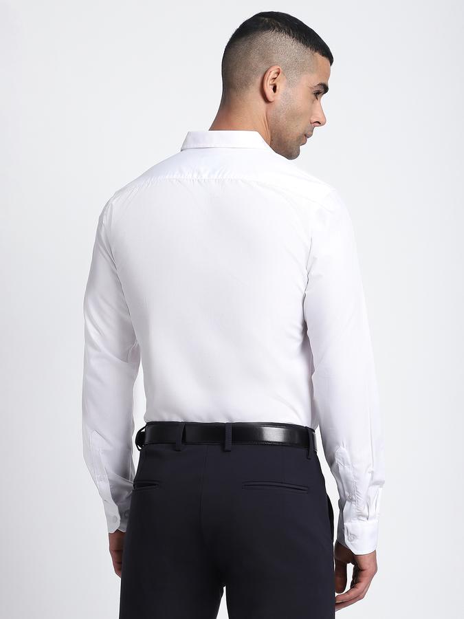 Men Poly Blend Slim Fit Spread Collar Solid Shirt