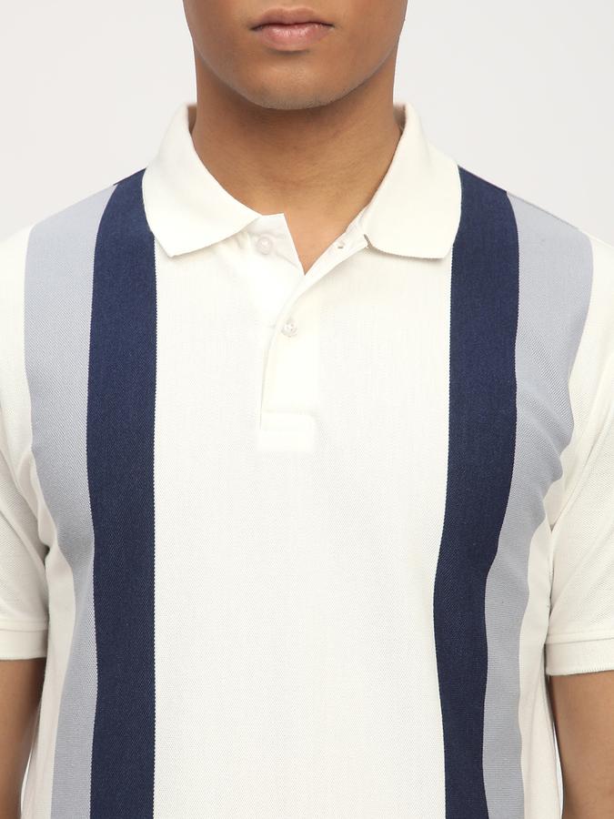 Striped Men Polo Neck T-Shirt image number 3