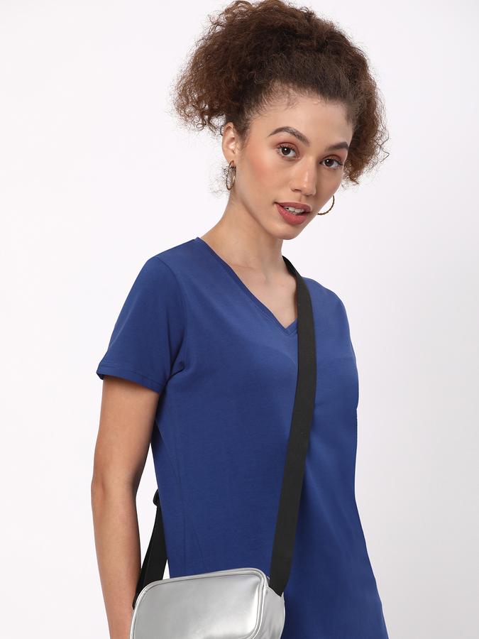Women Cotton Regular Fit V-Neck Solid T-shirt