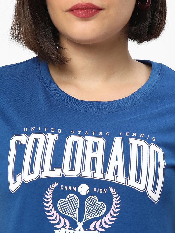 Women Graphic Print Round-Neck T-Shirt image number 3