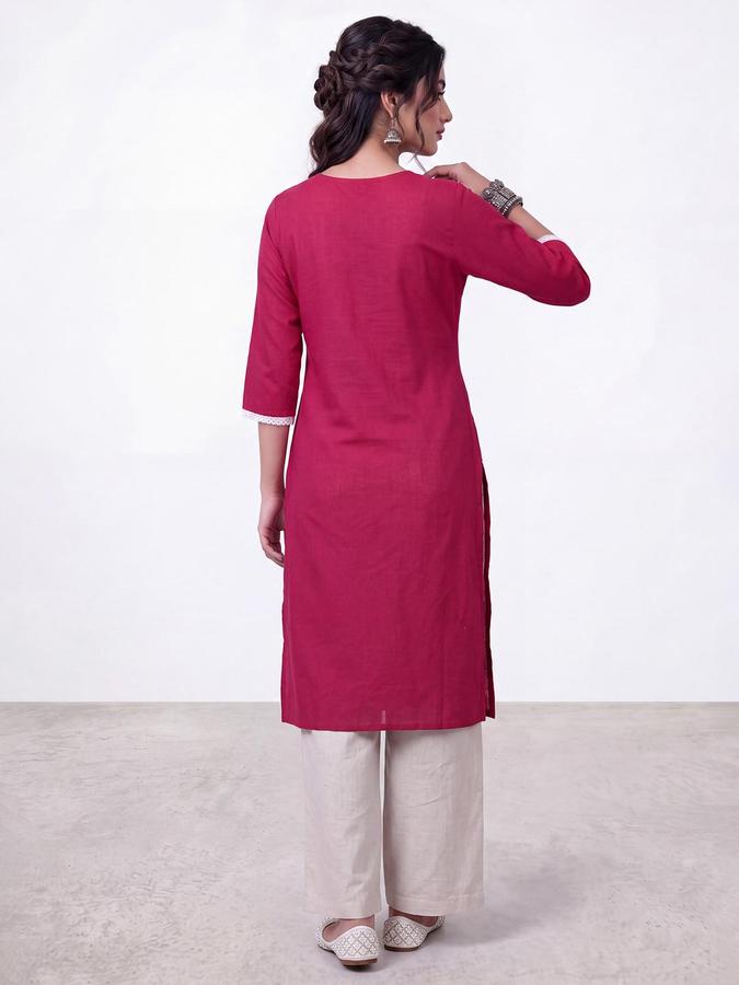R&B Women Fuchsia Floral Embriodery Round Neck Three-Quarter Sleeves Straight Kurta