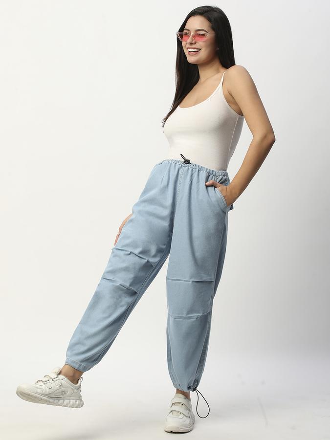 Women Solid Pants & Trousers image number 1