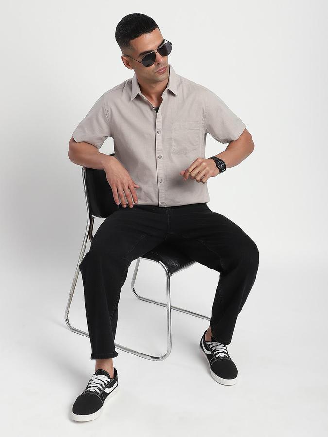 R&B Men Sand Spread Collar Short Sleeves Solid Shirt