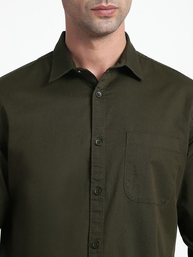 Men Cotton Regular Fit Point Collar Solid Shirt