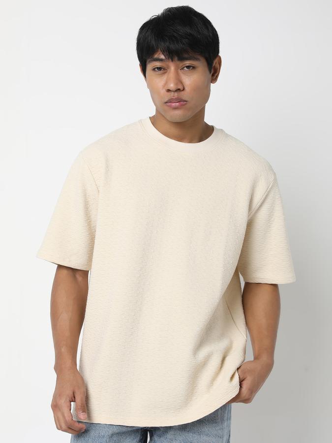 Men Regular Fit Round-Neck T-Shirt  image number 0