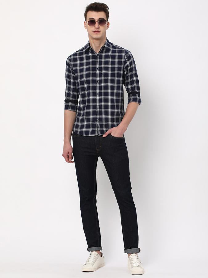 Men Checked Regular Fit Shirt with Patch Pocket image number 1