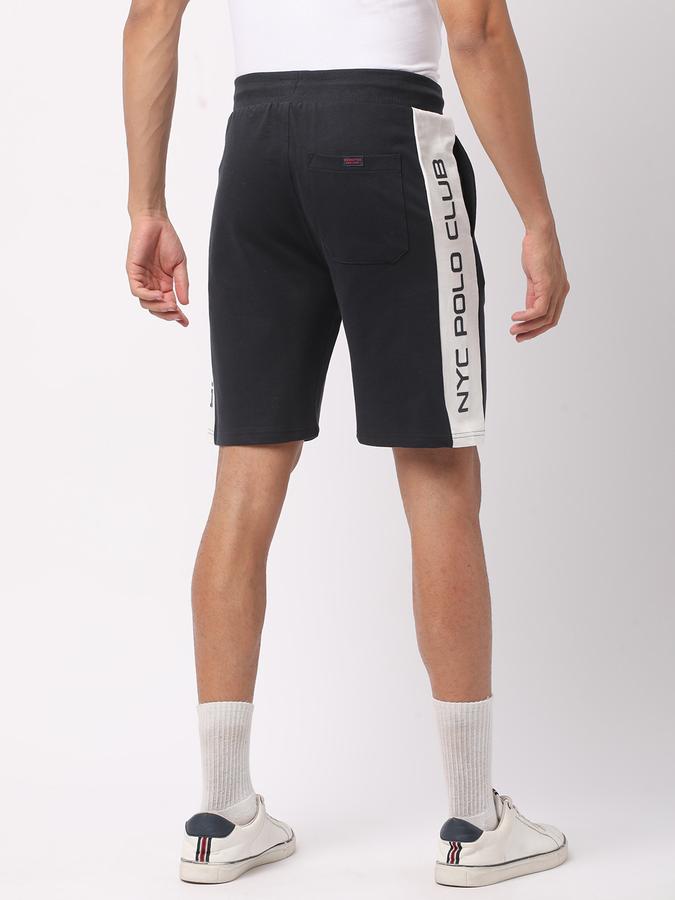 Men Typographic Print Regular Fit Shorts image number 2