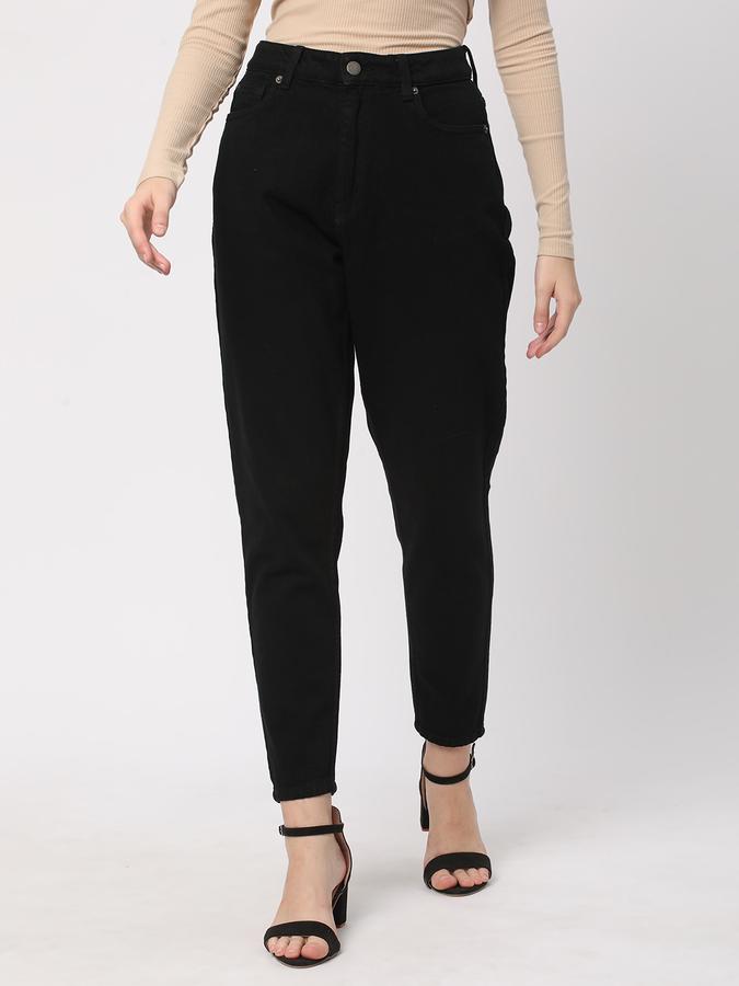 Women High-Rise Mom Fit Jeans image number 0