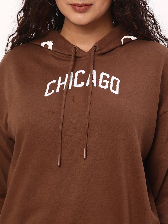 Women Typographic Print Hoodie image number 3