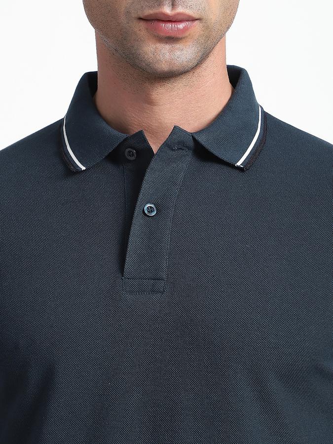Men Cotton Blend Slim Fit Polo Neck Solid T-shirt