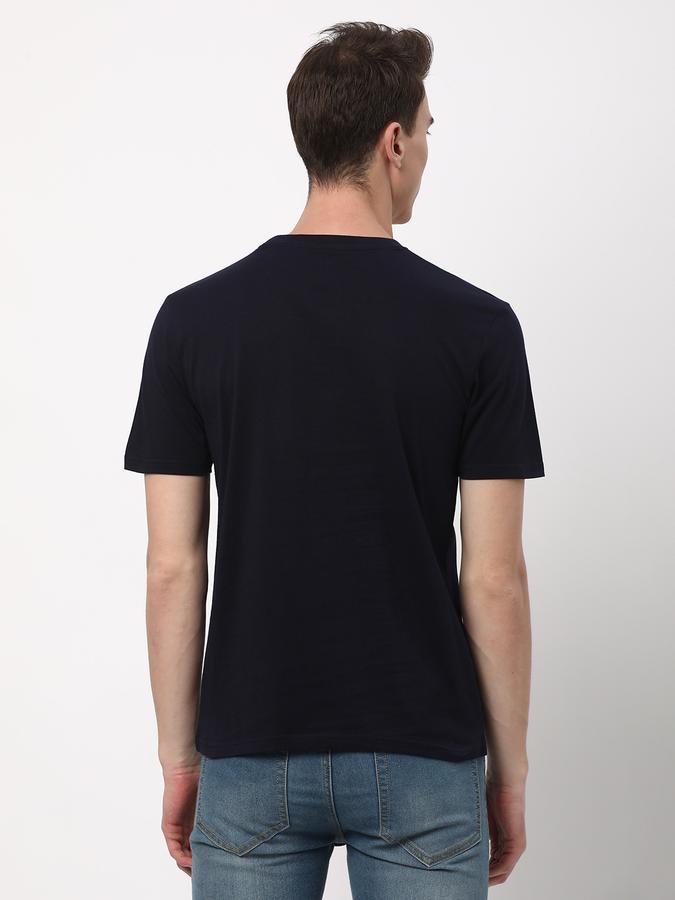 Men Printed Regular Fit T-Shirt image number 2