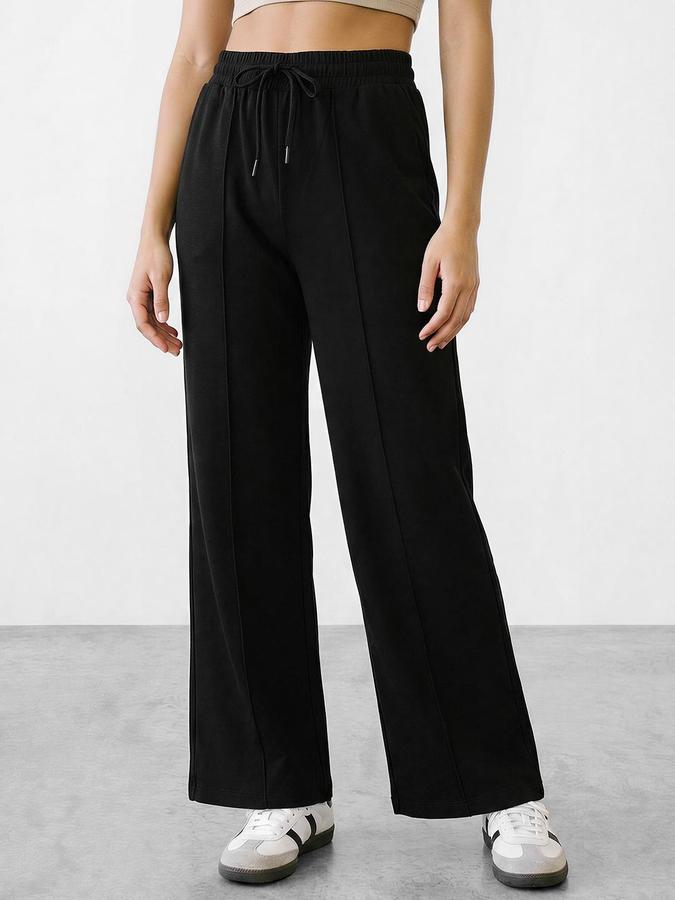 R&B Women Black Textured Mid Rise Casual Pant