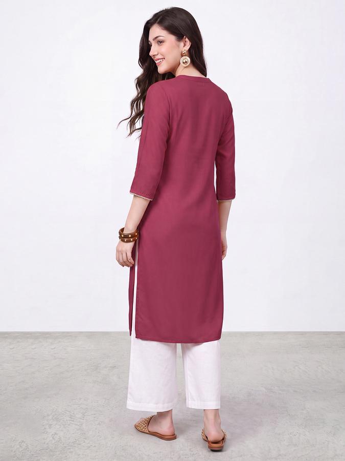 R&B Womens Maroon Three-Quarter Sleeves Mandarin Floral Embroidery Straight Kurta