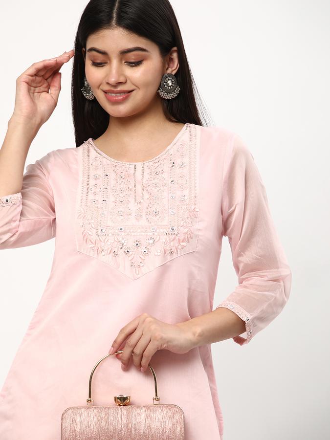 Women Polyester Regular Fit Round Neck Embellished Kurta