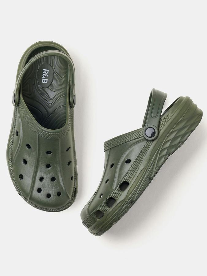 R&B Men Olive Textured Flip Flops