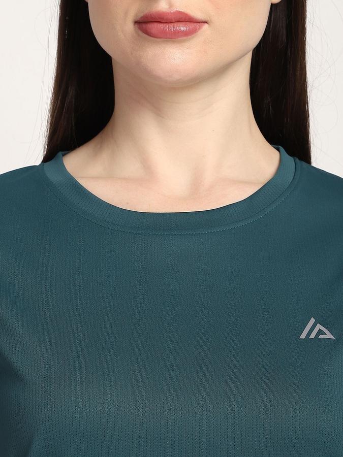Women Polyester Slim Fit Crew Neck Solid T-shirt