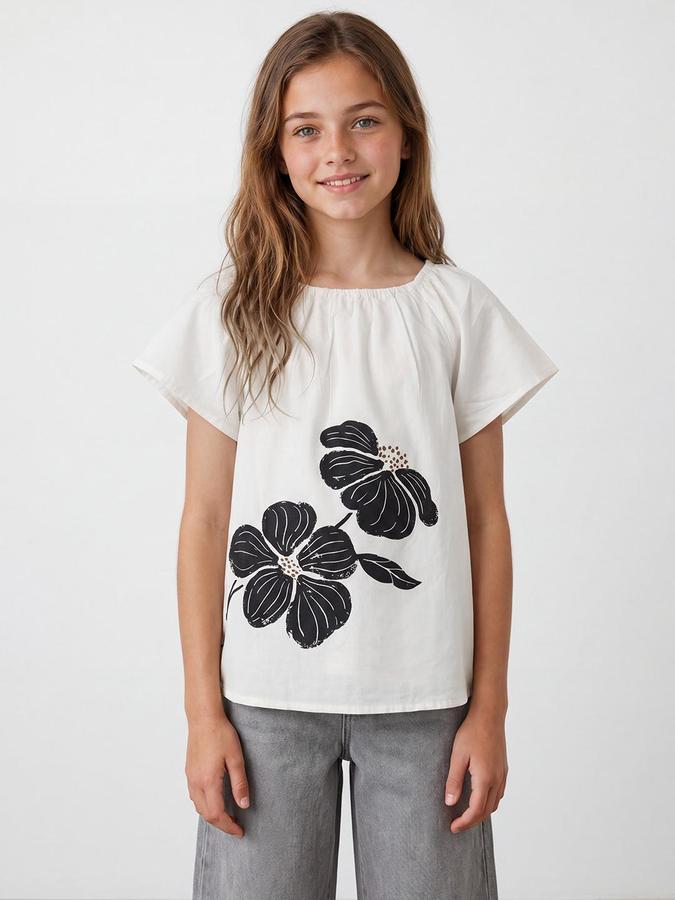 R&B Girls White Floral Print  Round Neck Flutter Sleeves Top 
