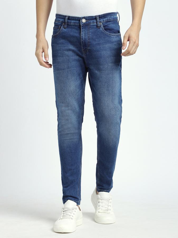 Men Denim Carrot Mid Rise Clean Look Jeans