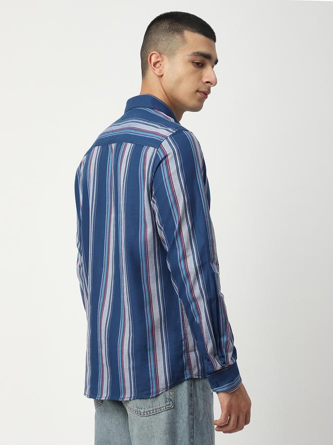 Men Cotton Regular Fit Point Collar Striped Shirt