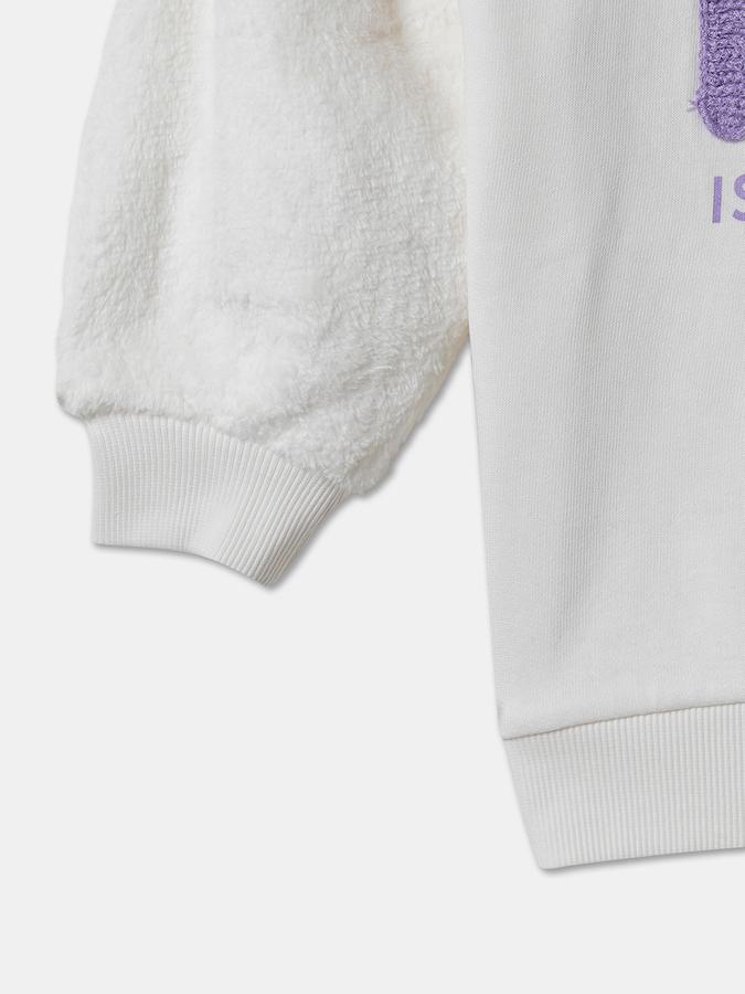 Full Sleeve Graphic Print Girls Sweatshirt image number 3