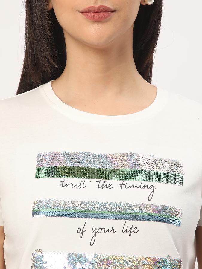 Women Typographic Print Regular Fit Round-Neck T-Shirt image number 3