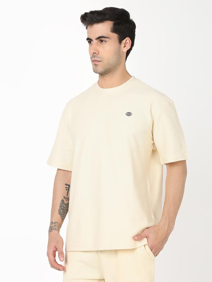 Men Regular Fit Crew-Neck T-Shirt image number 1
