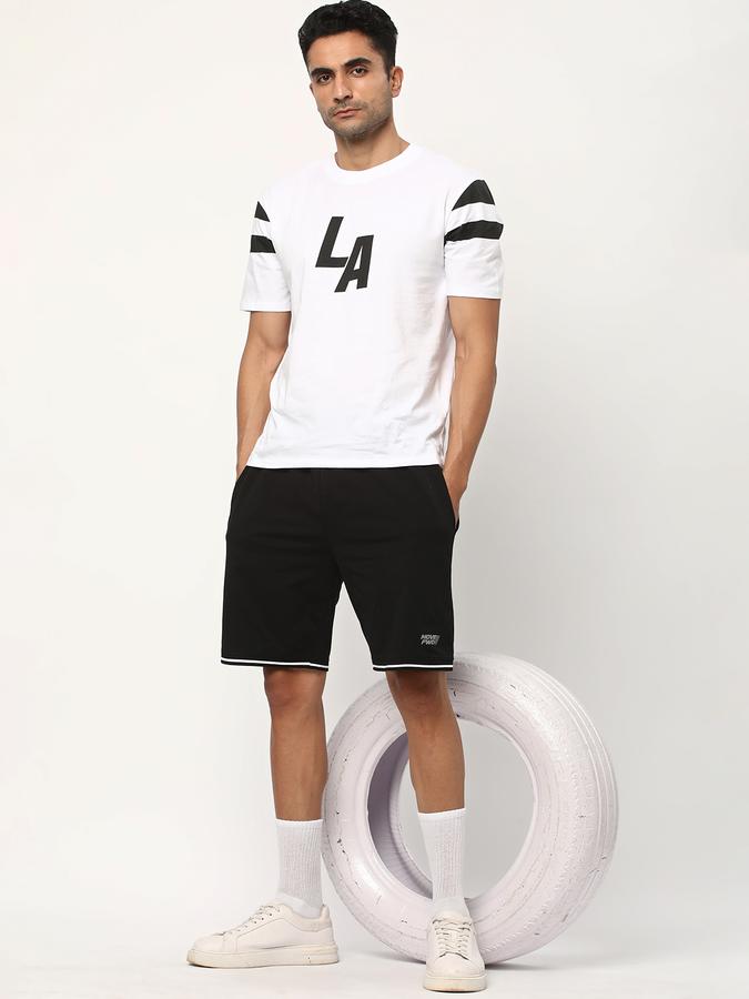 Men Flat-Front Regular Fit City Shorts image number 1