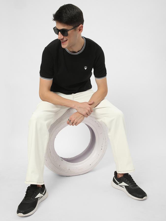 Men Regular Fit Crew-Neck T-Shirt image number 1