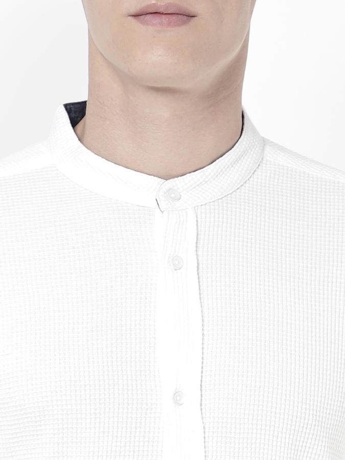 R&B Men White Casual Shirts image number 3