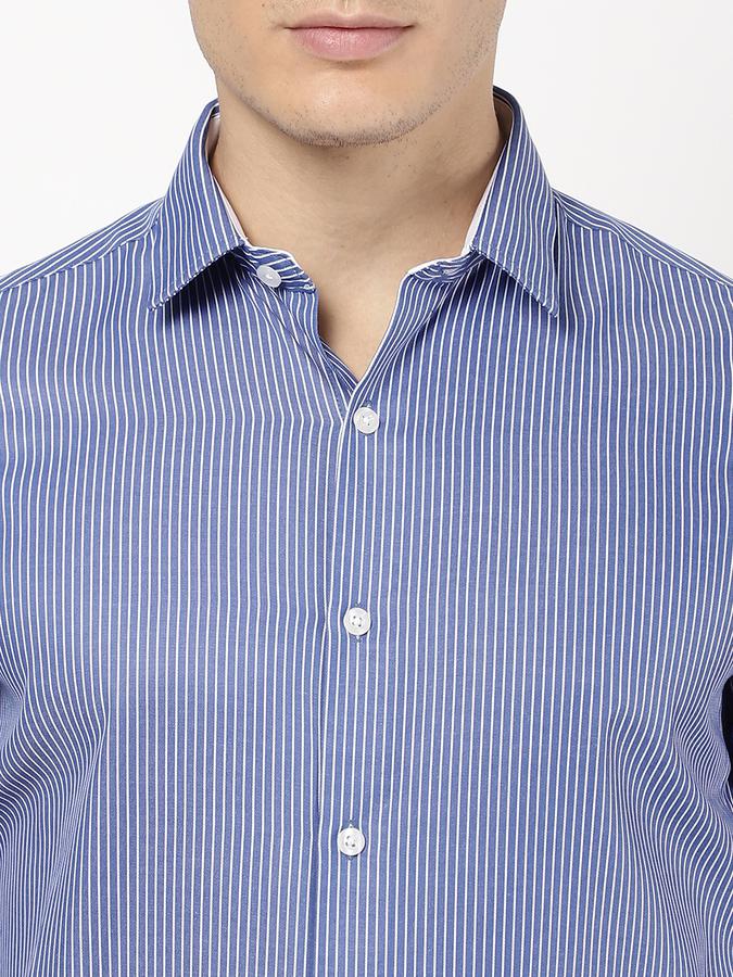 R&B Men Blue Formal Shirts image number 3