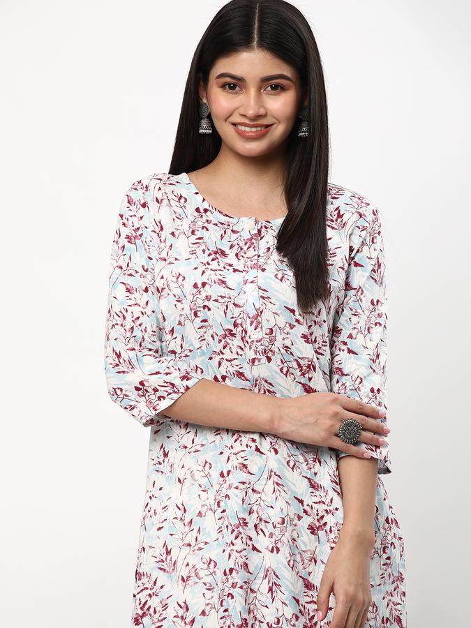 Women Rayon Regular Fit Round Neck Printed Kurta