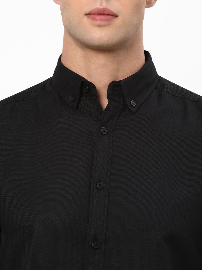 Men Cutaway Collar Shirt image number 3