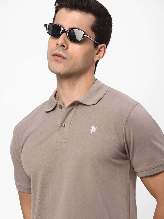 Men Logo Embroidered Regular Fit Polo T-Shirt image number 0