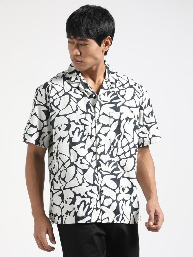 Men Floral Cut Away Collar Casual Shirts image number 1