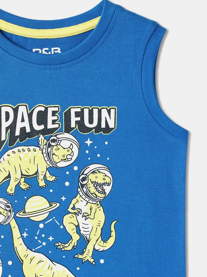 Boys Graphic Print Round-Neck T-Shirt image number 2