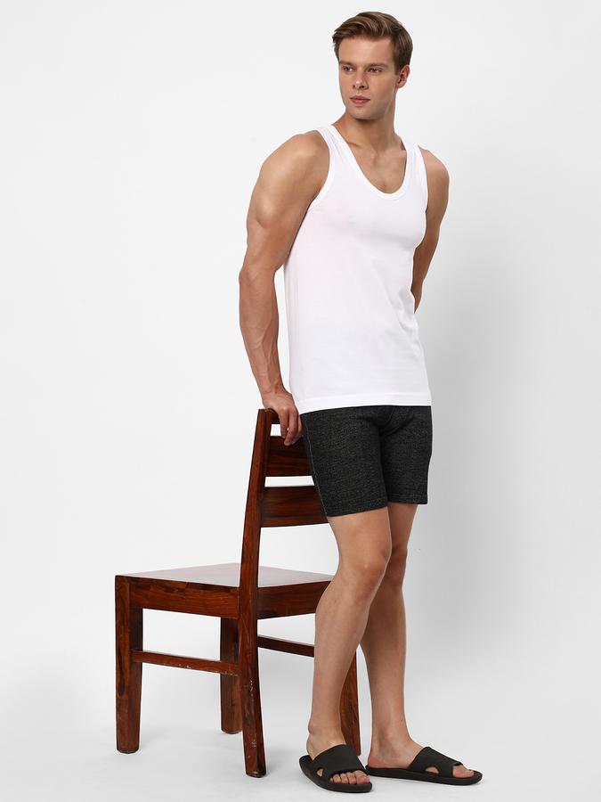 Men Round-Neck Sleeveless Vest image number 1