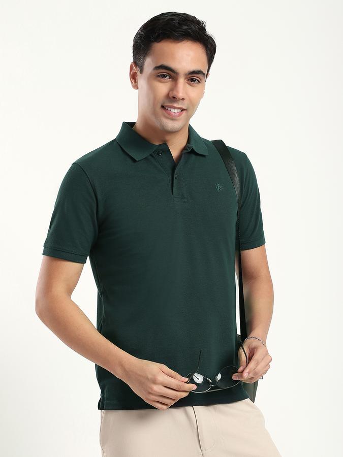 Men Cotton Blend Regular Fit Polo Neck Solid T-shirt